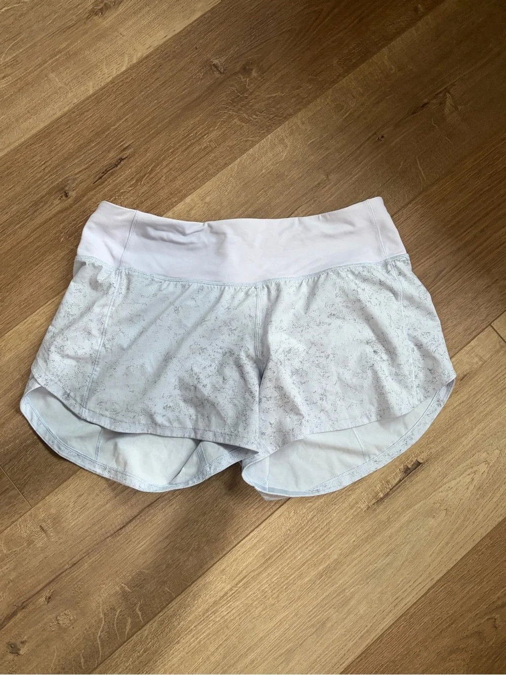Lululemon light blue speckled running short
